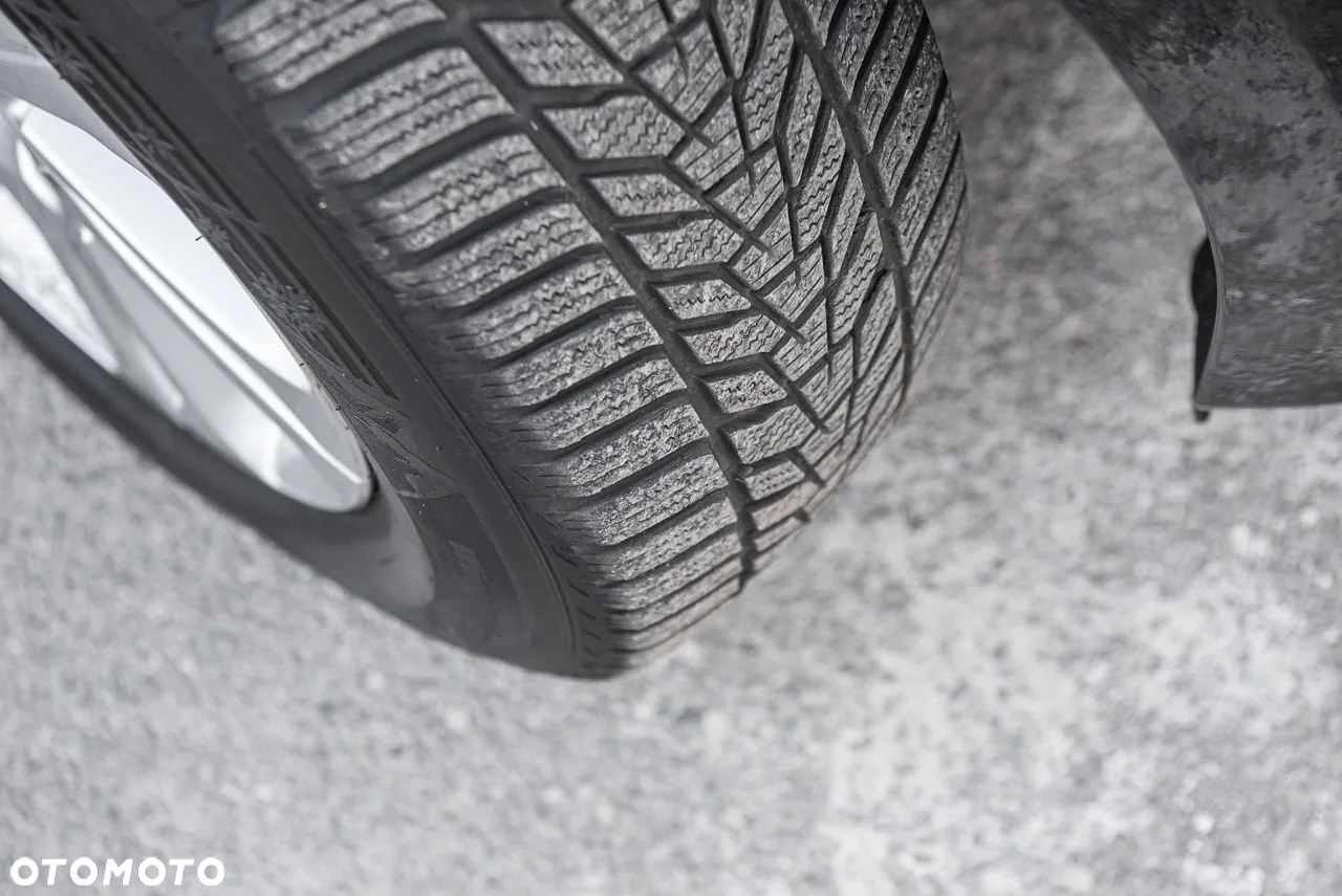 Volvo XC 60 D4 Momentum - 35