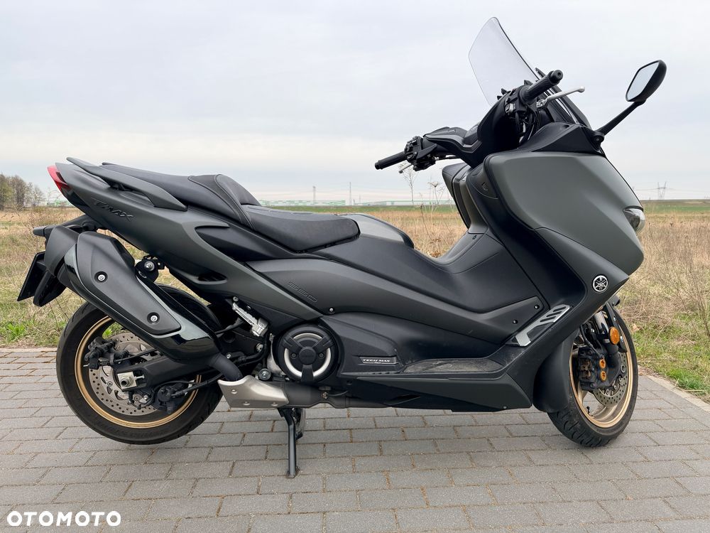 Yamaha Tmax - 6