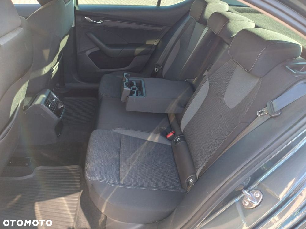 Skoda Octavia 1.5 TSI ACT Ambition - 14