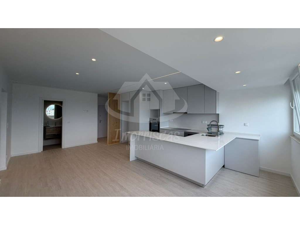 Apartamento T3 renovado com vista panorâmica - Olivais - Grande imagem: 4/47