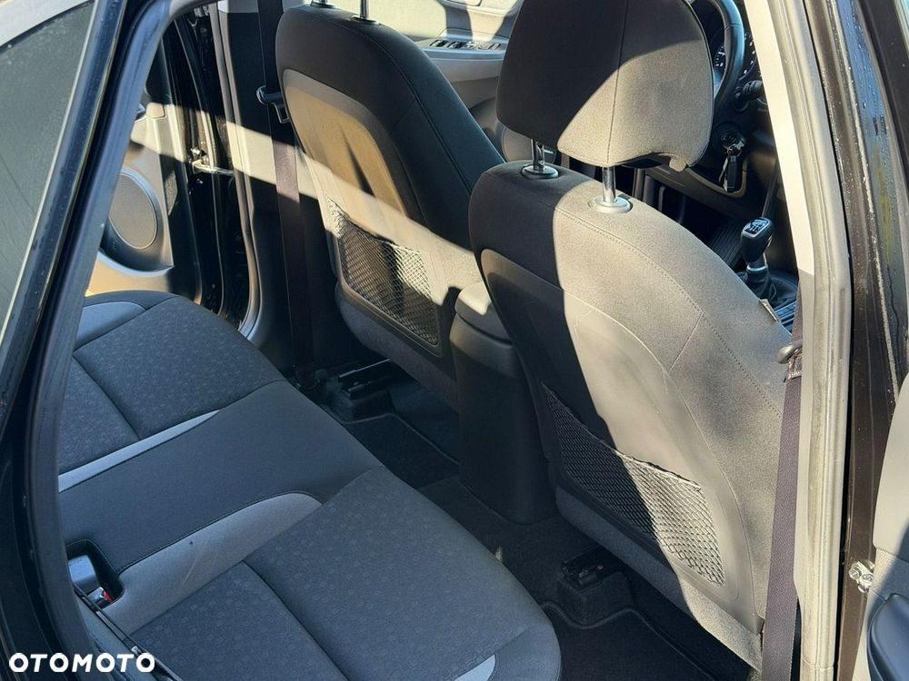 Hyundai Kona - 23