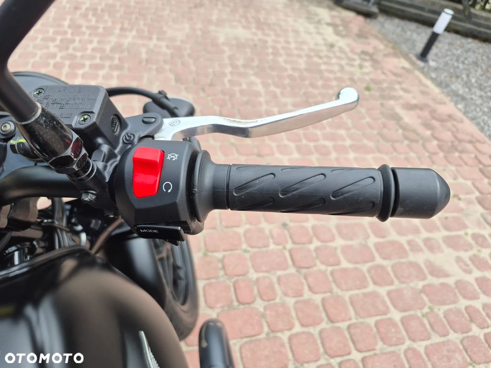 Moto Guzzi V7 - 14