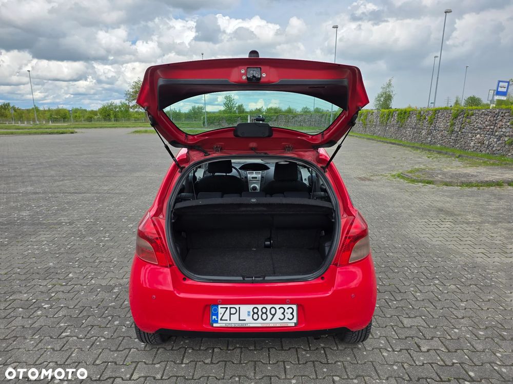 Toyota Yaris 1.0 VVT-i Sol - 17