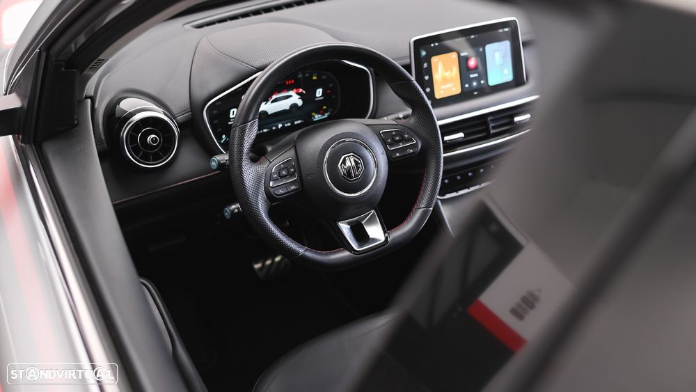 MG EHS 1.5 T-GDI Plug-in Hybrid Luxury - 54