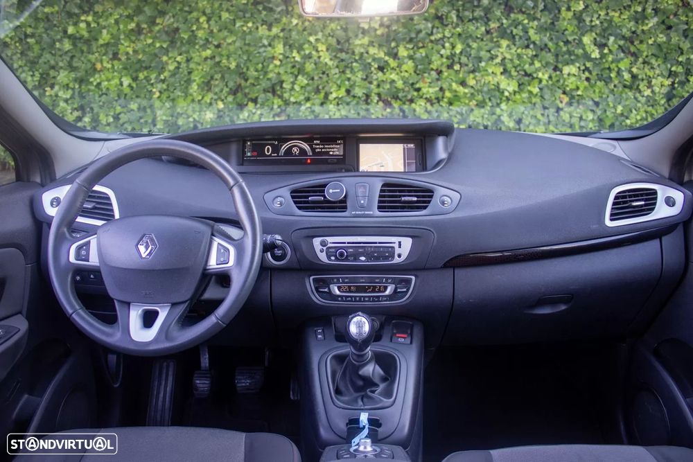 Renault Scénic 1.5 dCi Dynamique S - 13