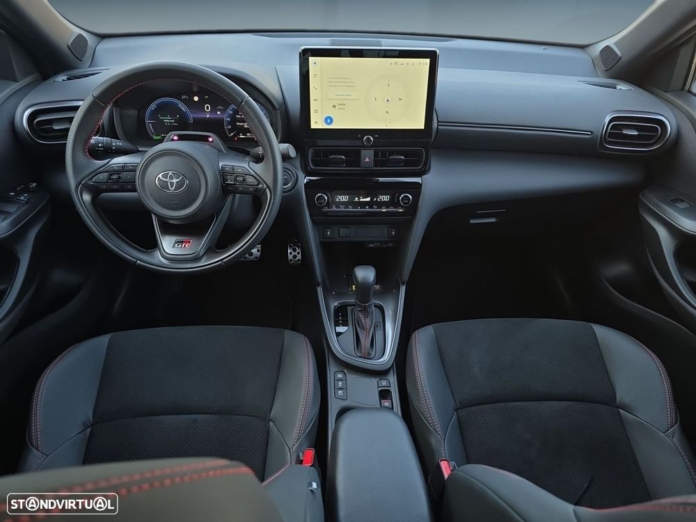 Toyota Yaris Cross 1.5 Hybrid GR Sport - 22