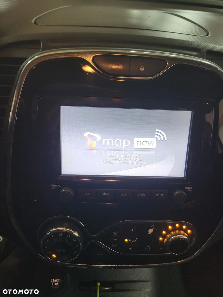 Renault Captur dCi 90 EDC Luxe - 22