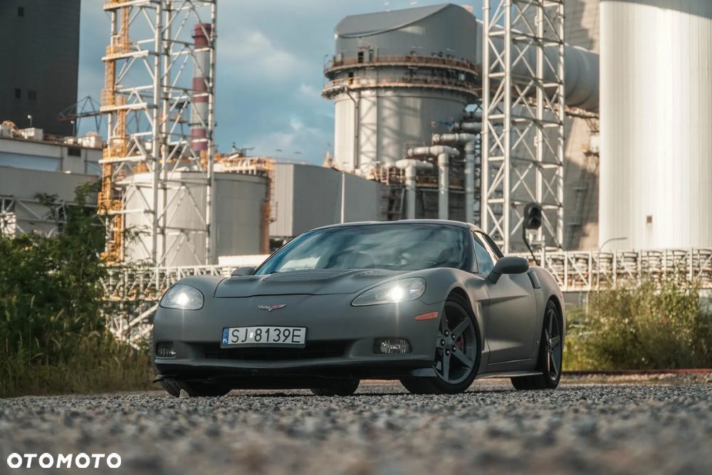 Chevrolet Corvette - 1