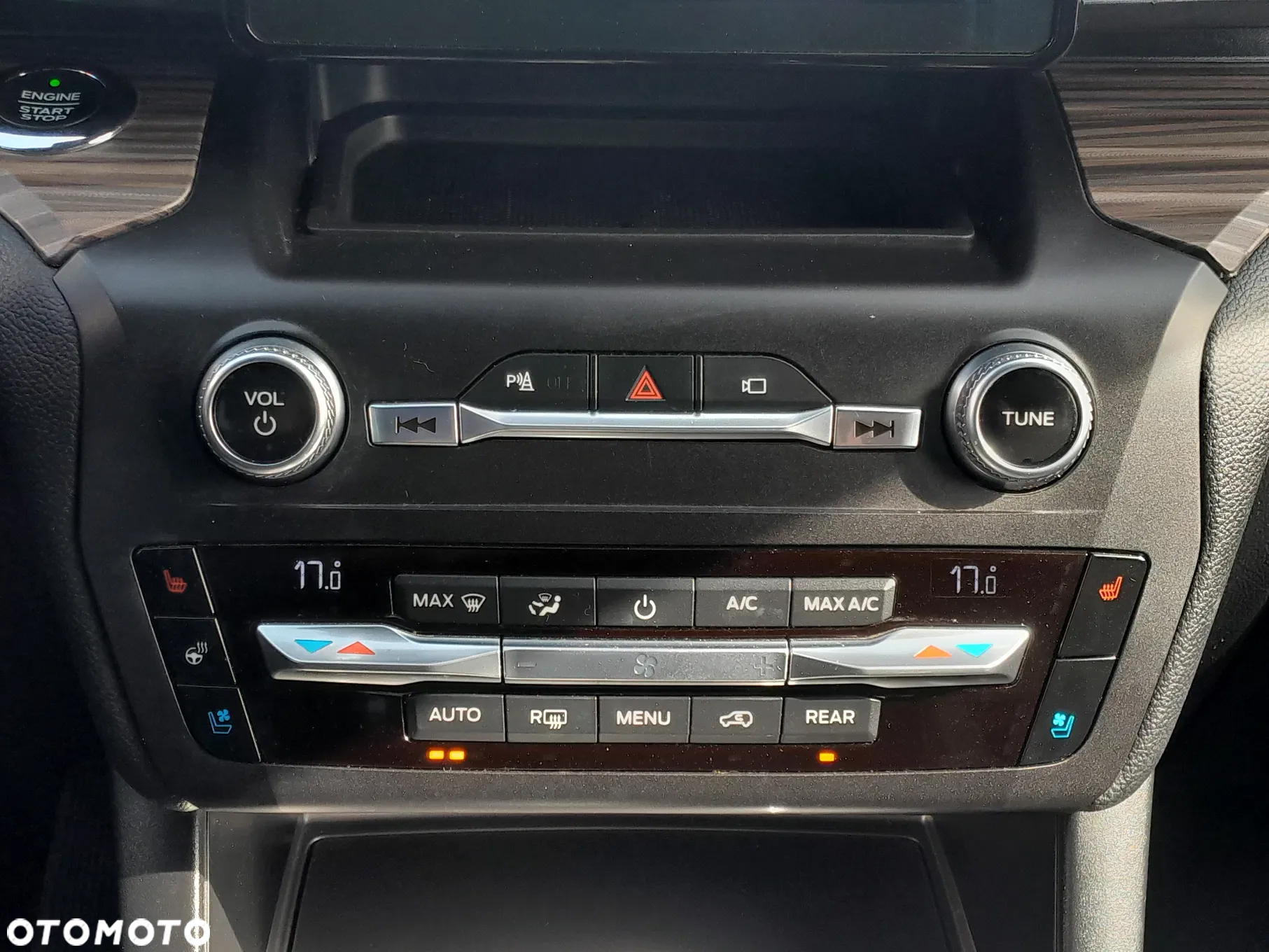 Ford Explorer - 15