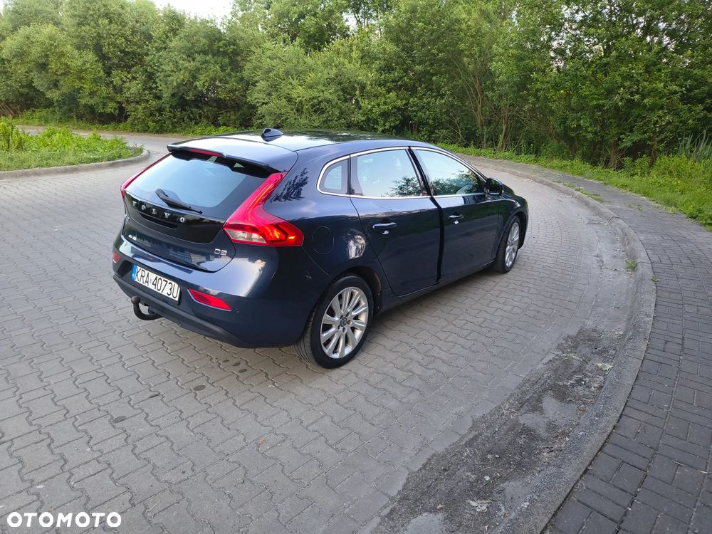 Volvo V40 D2 - 4