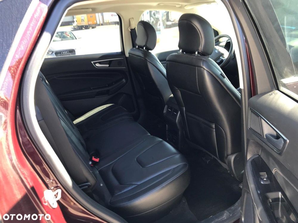 Ford Edge 2.0 EcoBlue Twin-Turbo 4WD Titanium - 32