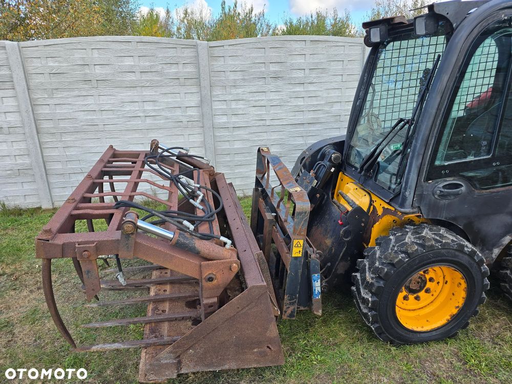 JCB - 5