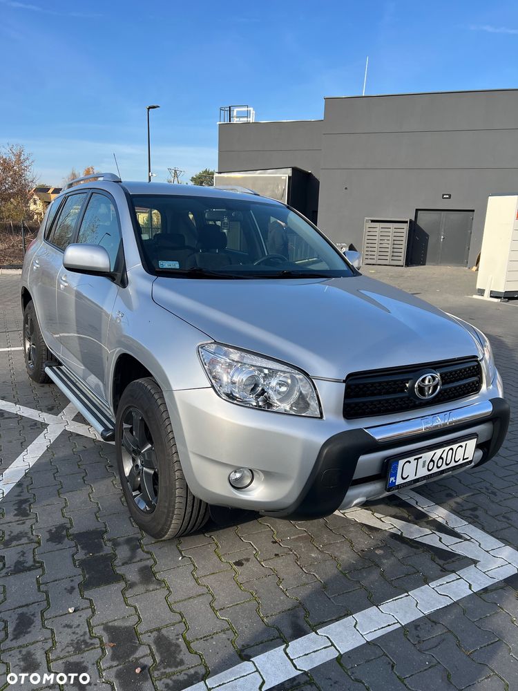 Toyota RAV4 - 5