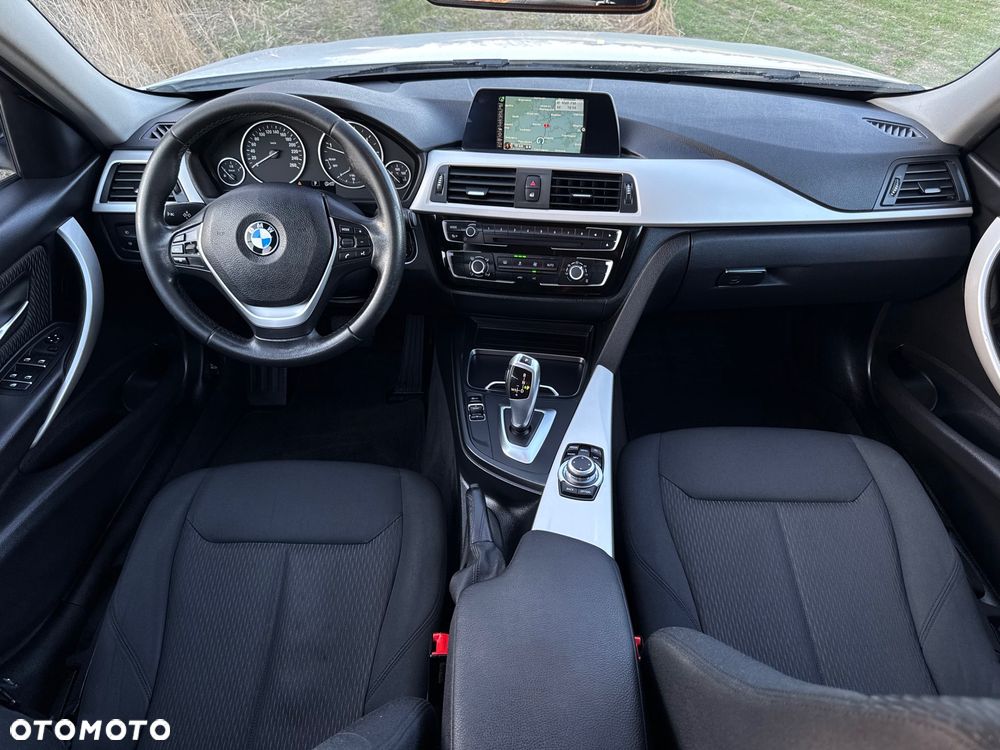 BMW Seria 3 316d Sport Line - 3