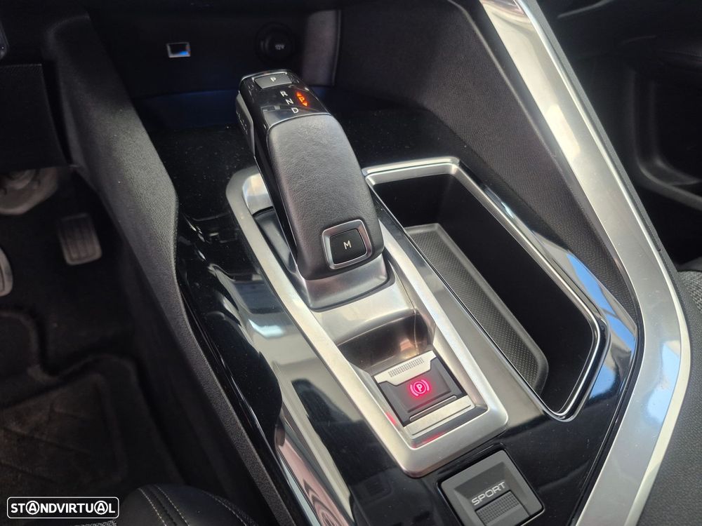 Peugeot 5008 1.2 PureTech Allure EAT6 - 13