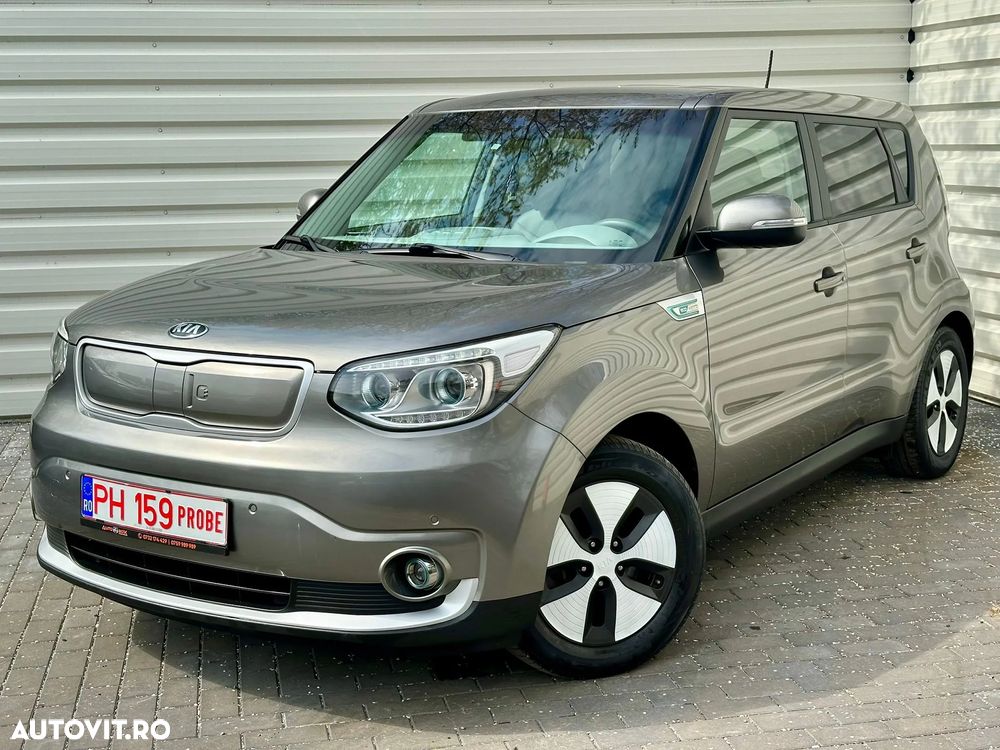 Kia Soul Plug - 2