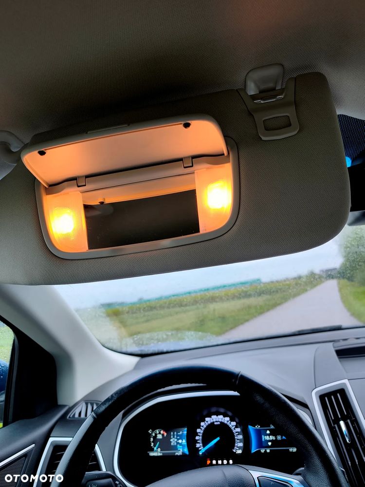 Ford Edge - 25