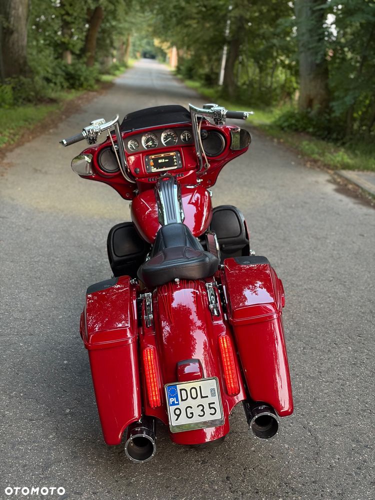 Harley-Davidson CVO Street Glide - 15