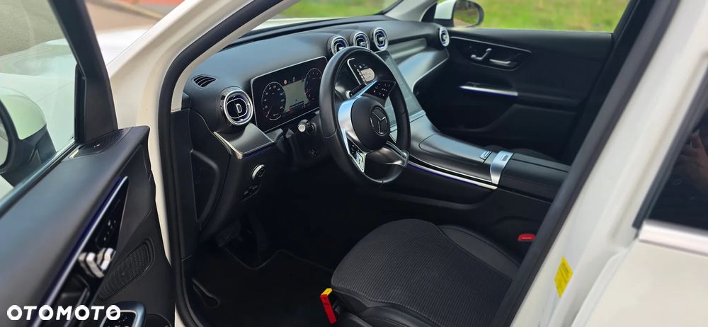 Mercedes-Benz GLC 200 mHEV 4-Matic AMG Line - 27