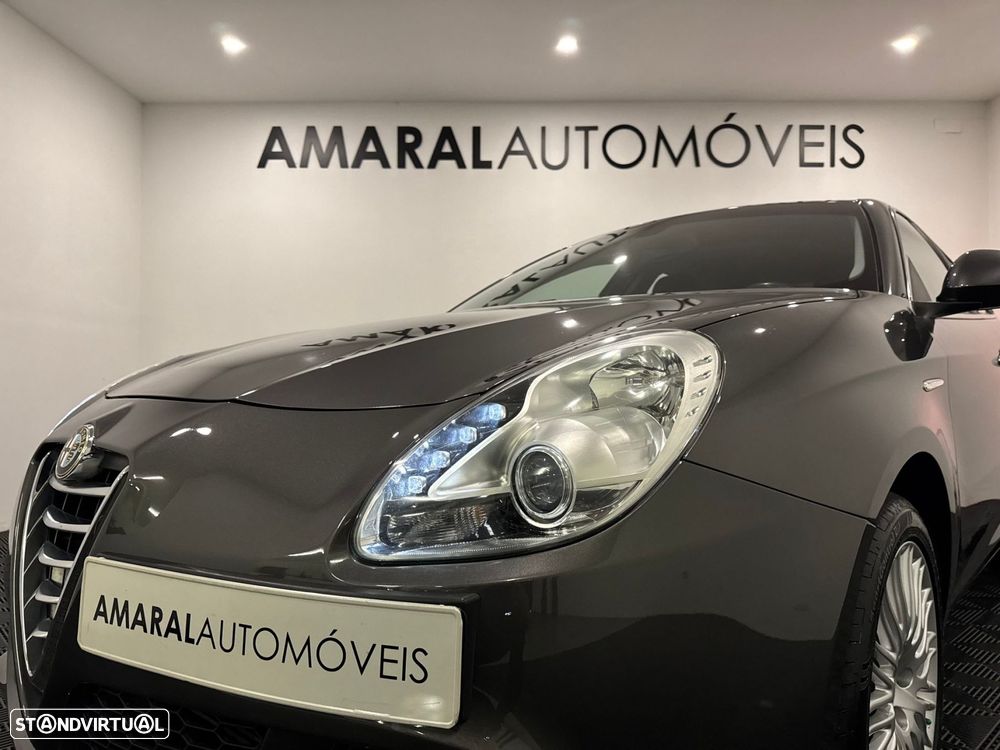 Alfa Romeo Giulietta 1.6 JTDM Distinctive - 15