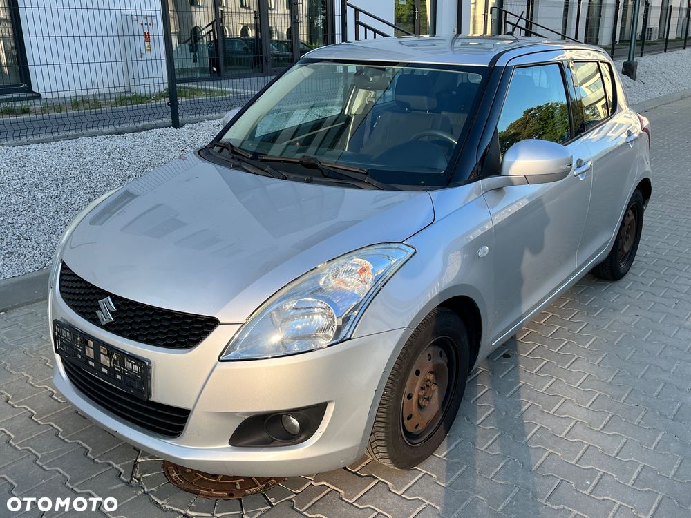 Suzuki Swift 1.2 Comfort Plus - 1