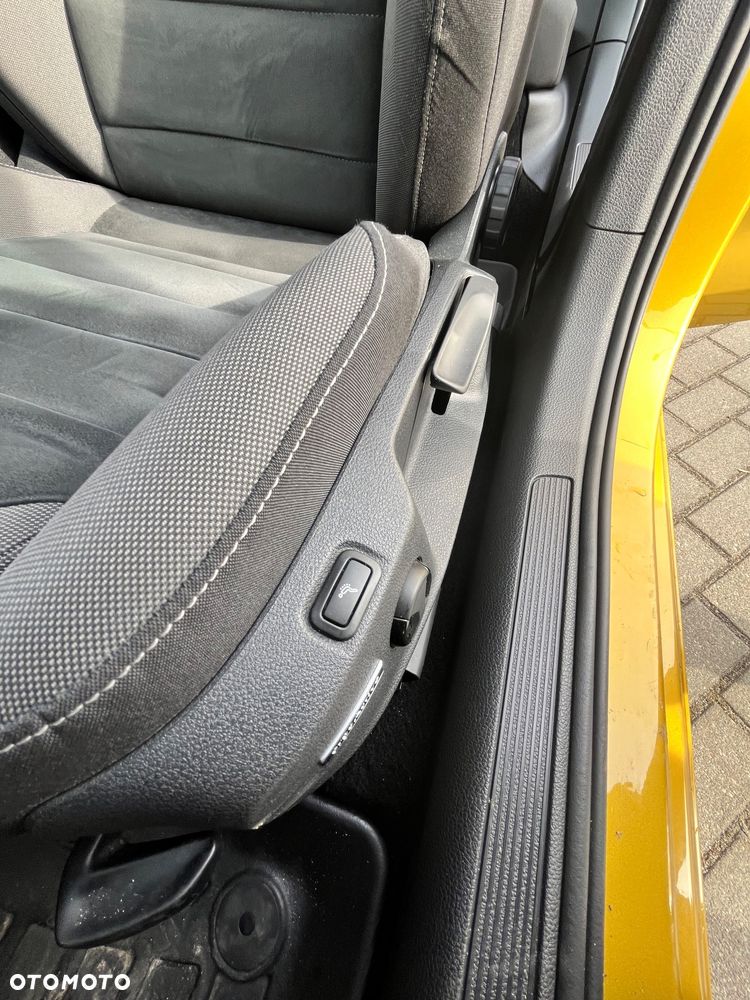 Volkswagen Golf 1.5 TSI BMT Evo Highline - 16