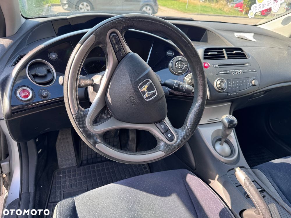 Honda Civic 1.4 Base - 11