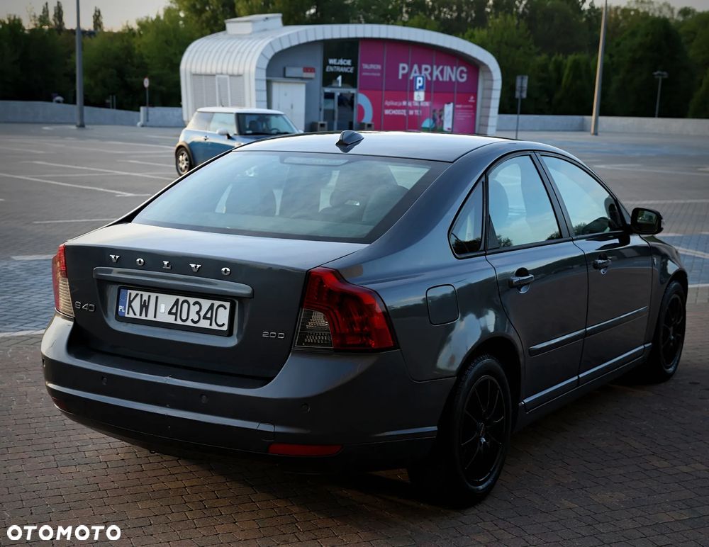 Volvo S40 2.0D - 13