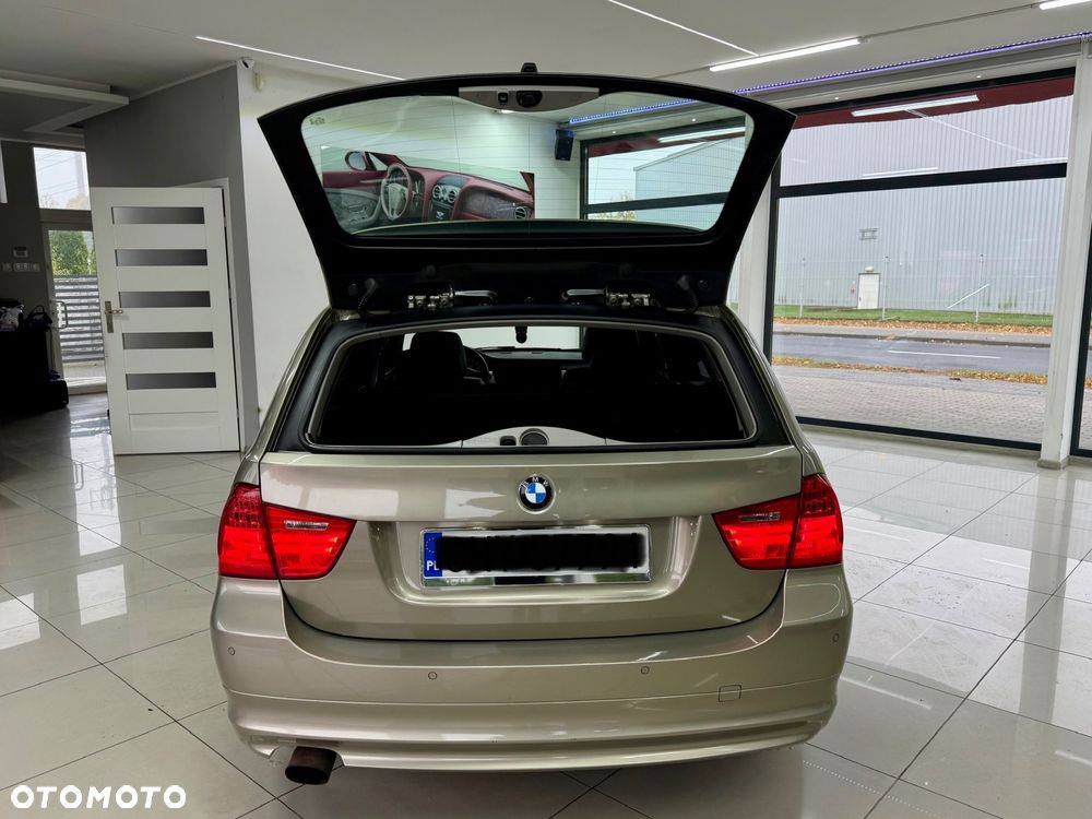 BMW Seria 3 - 28
