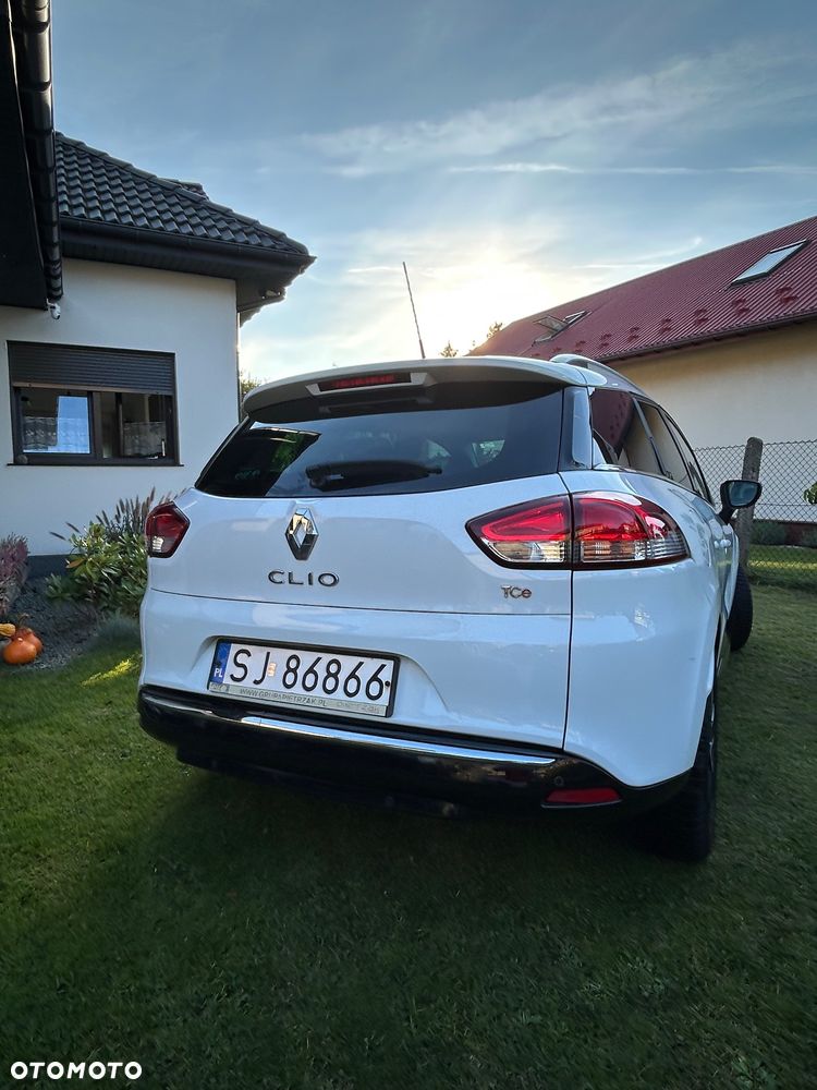Renault Clio - 9