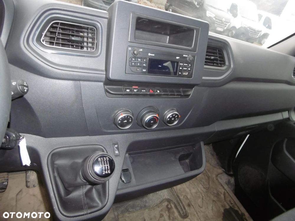 Renault Master - 6