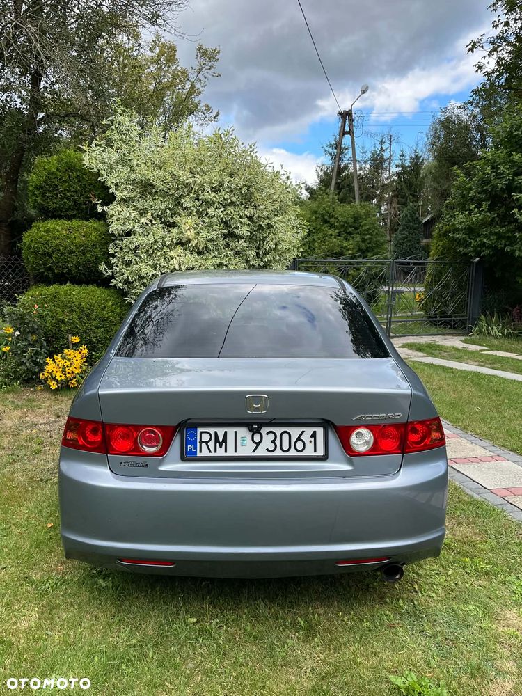 Honda Accord 2.0 Comfort - 5