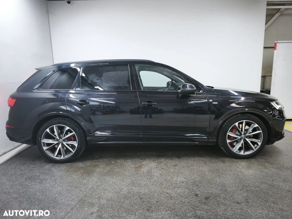 Audi Q7 - 7