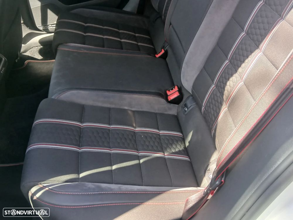 VW Golf GTI Clubsport DSG - 31