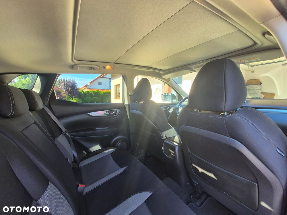 Nissan Qashqai 1.2 DIG-T N-Connecta EU6 - 7