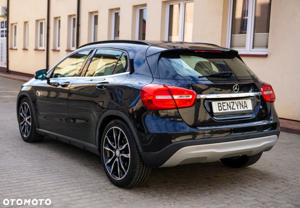 Mercedes-Benz GLA 200 Activity Edition - 3