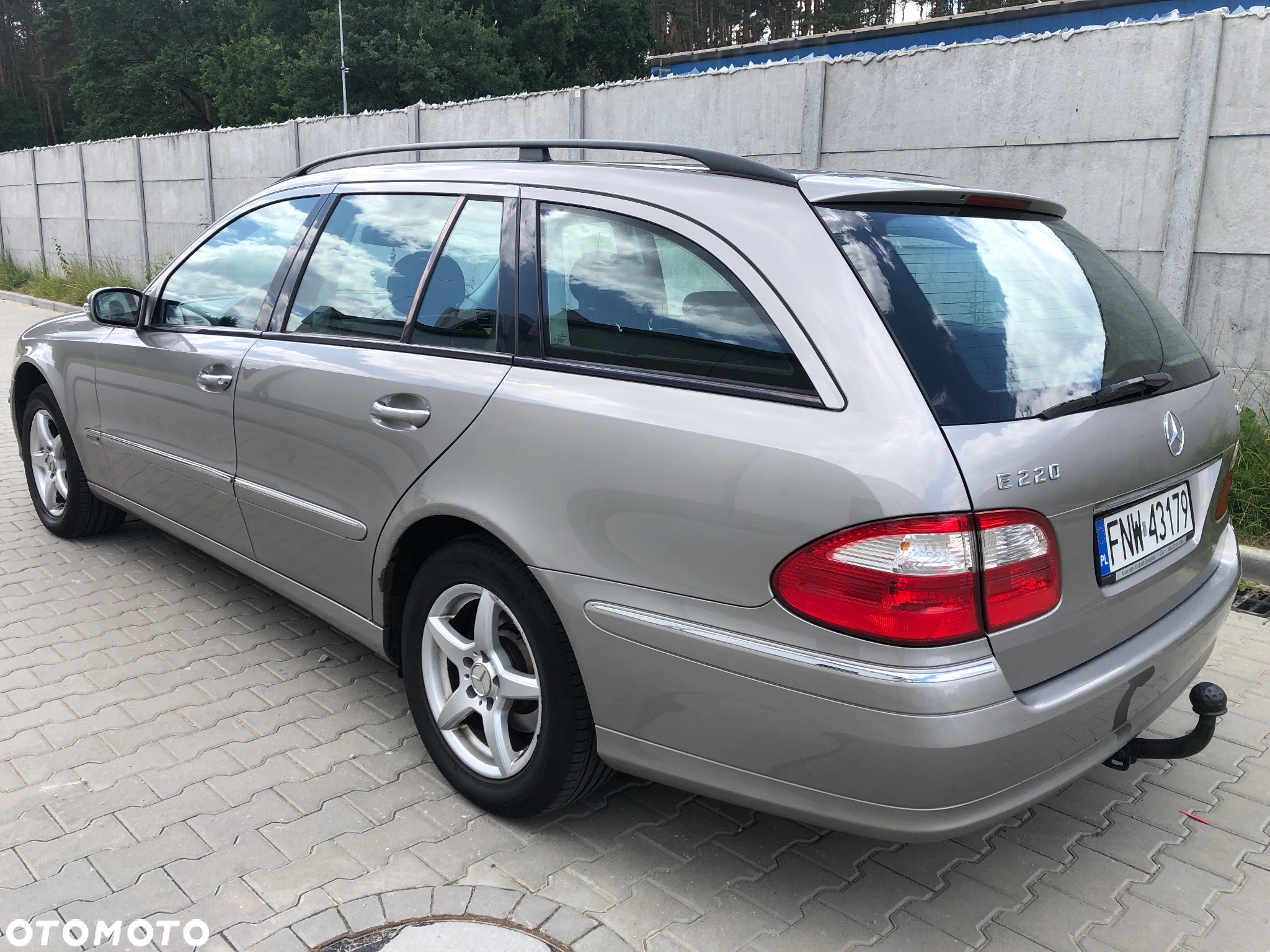 Mercedes-Benz Klasa E 220 CDI T Elegance - 12