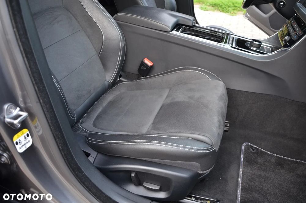 Jaguar XF 3.0 V6 AWD S - 18