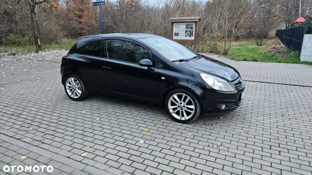 Opel Corsa 1.4 16V Color Edition - 11