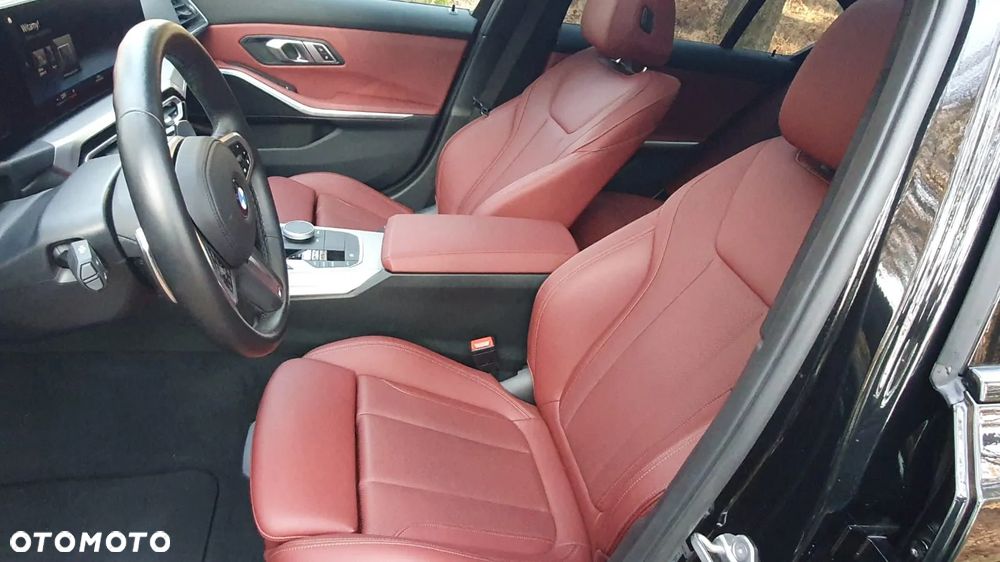 BMW Seria 3 M340i xDrive sport - 30