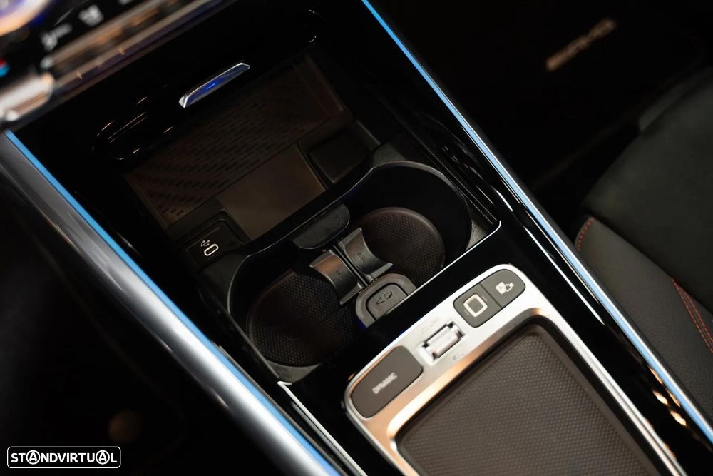 Mercedes-Benz EQA 250+ AMG Line - 43