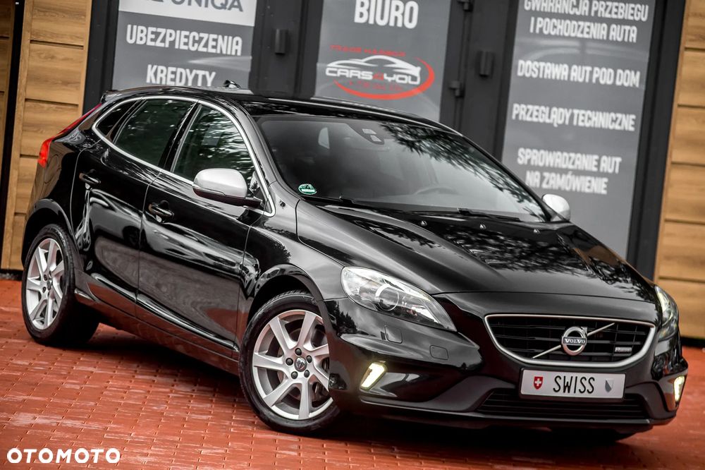 Volvo V40 D4 Drive-E R-Design Momentum - 3