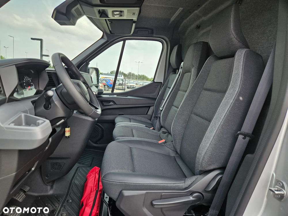 Renault Master Furgon L3H2 2.0dCi 150 KM - 14
