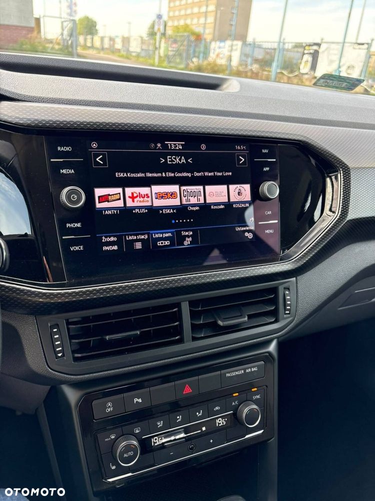 Volkswagen T-Cross - 15