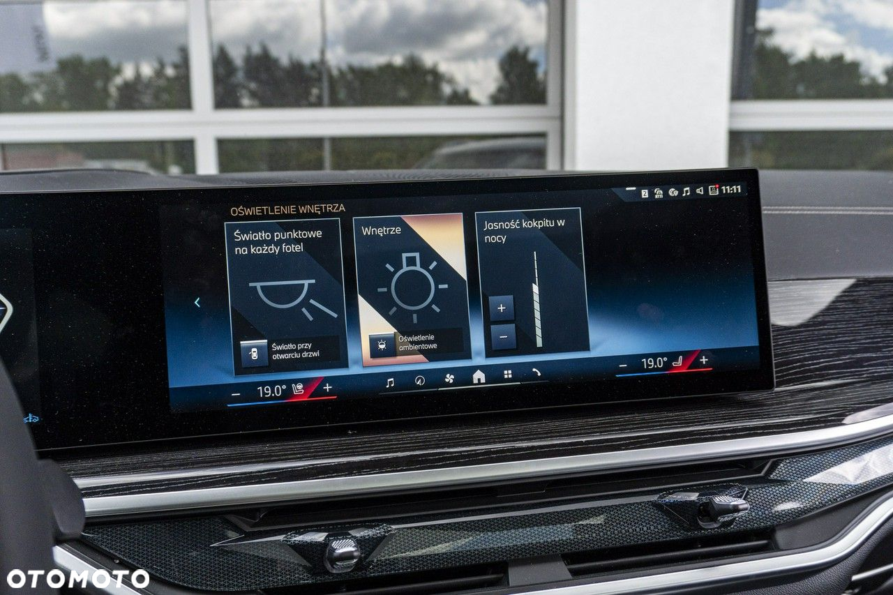BMW X7 - 32