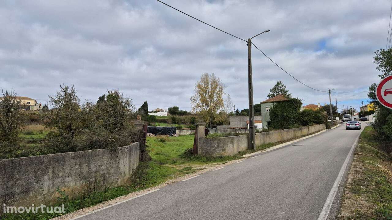 Casa em lote urbano mais 02 rústicos urbanizáveis com área total de... - Grande imagem: 3/15