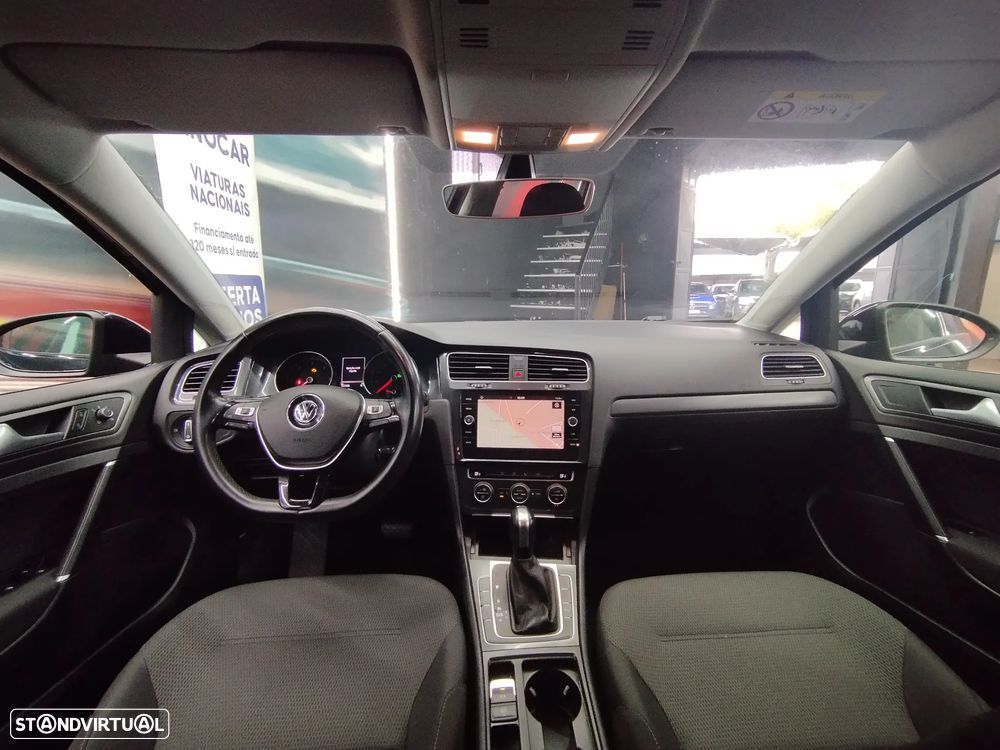 VW Golf Variant 2.0 TDi R-Line DSG - 14