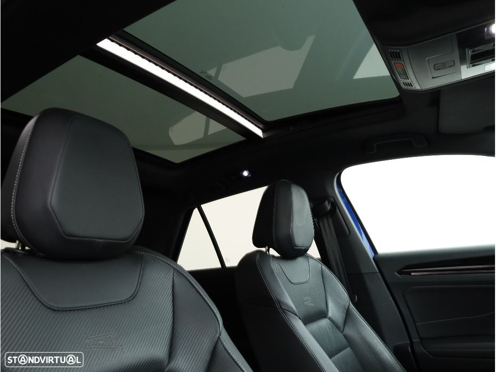 VW T-Roc 2.0 TDI R-Line DSG - 28