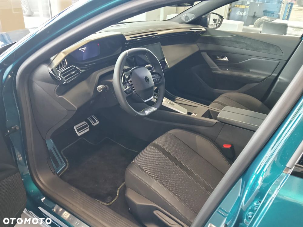 Peugeot 408 1.2 PureTech mHEV GT S&S e-DCS6 - 12
