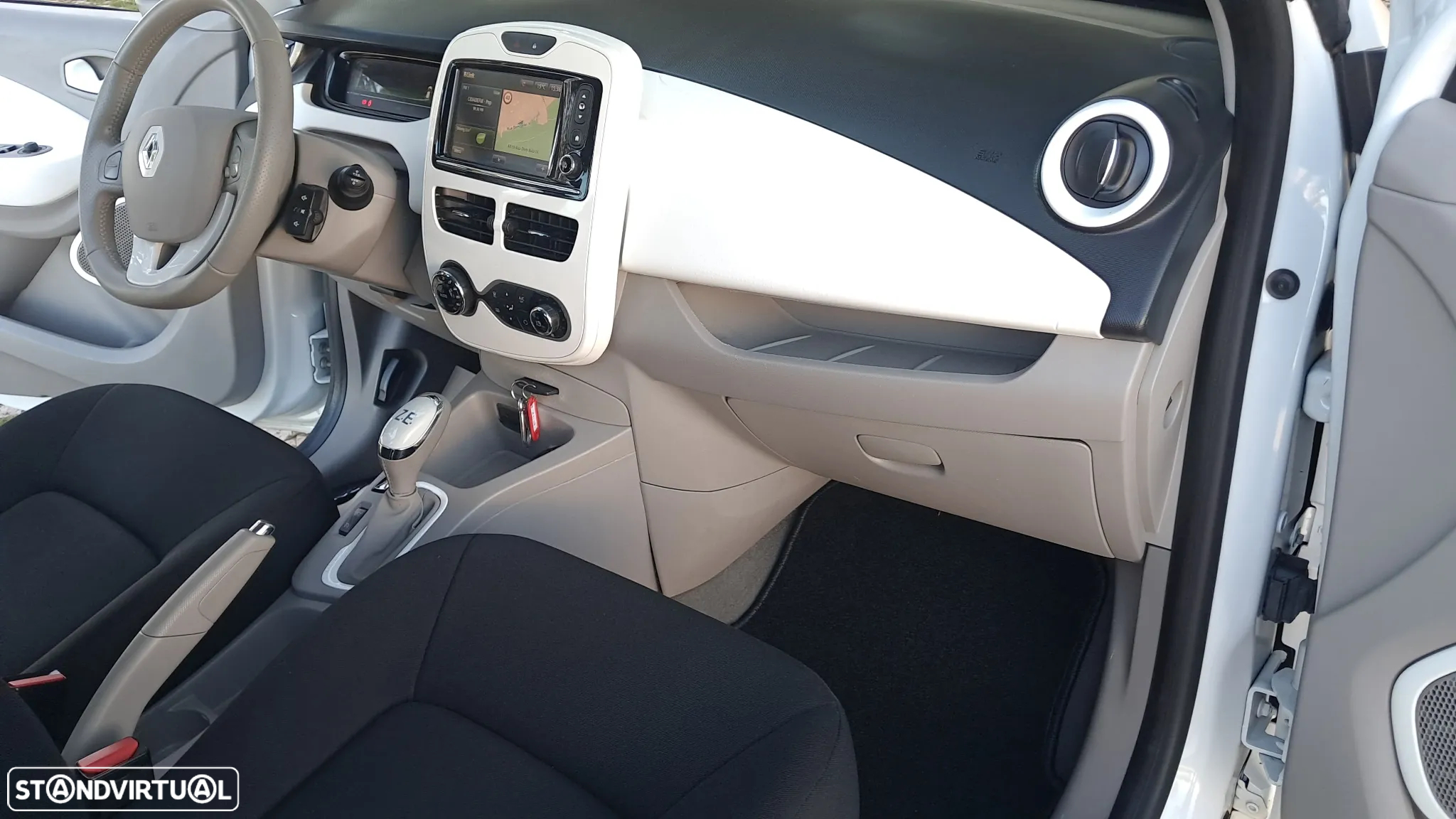 Renault Zoe (c/ Bateria) Life 40 - 16